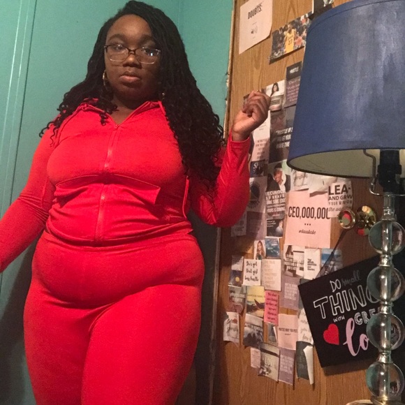 Catching vibez tracksuit - Picture 6 of 6